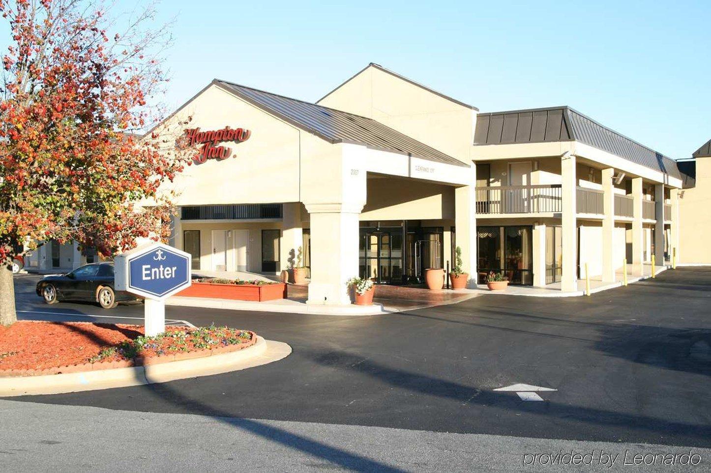 Baymont By Wyndham Griffin Hotel Exterior foto